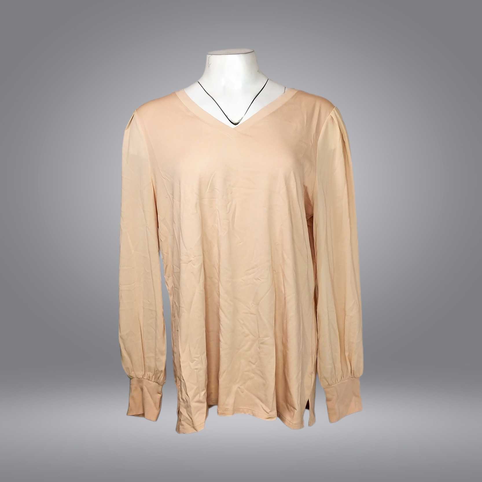 Belle by Kim Gravel Women's Top Sz L TripleLuxe Knit V Neck Ivory A624580