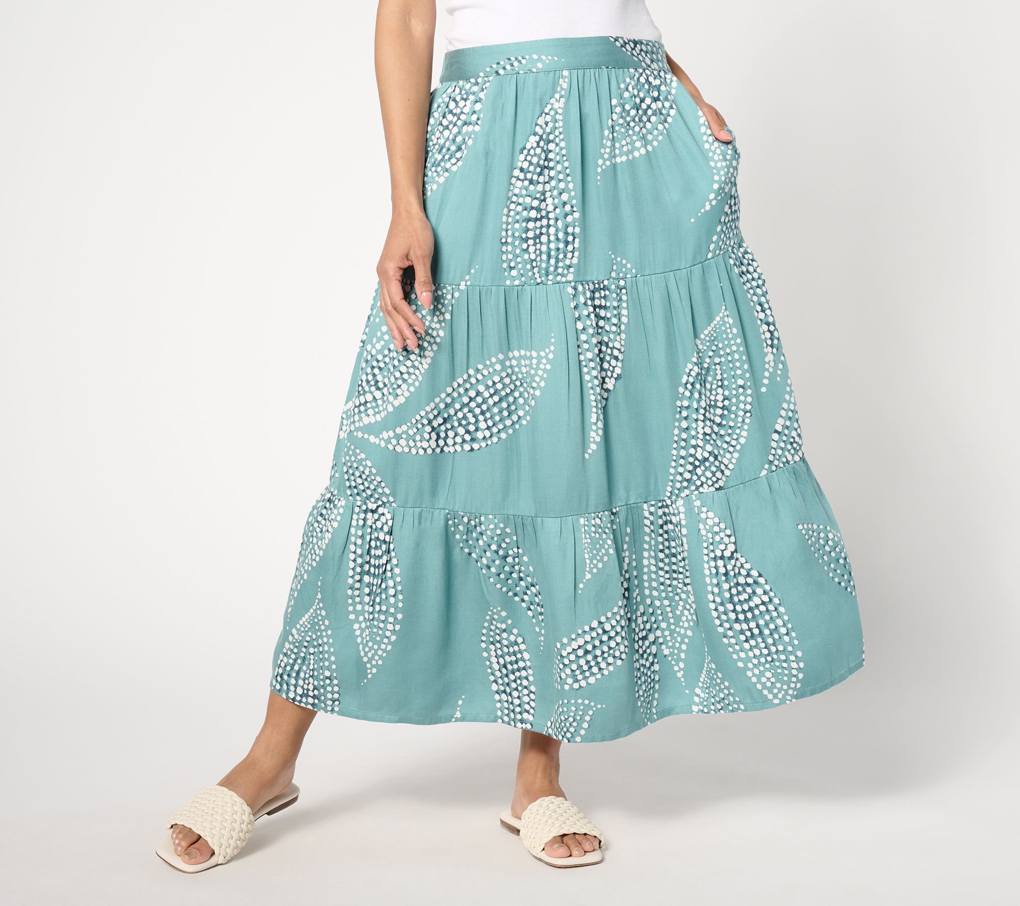 Destination 365 Women's Skirt Sz XL Regular Printed Tiered Pull-On Green A641518